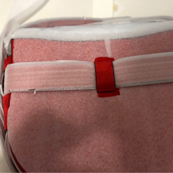 NWT Beachy Summer Boho Tory Burch Purse - Picture 3 of 3